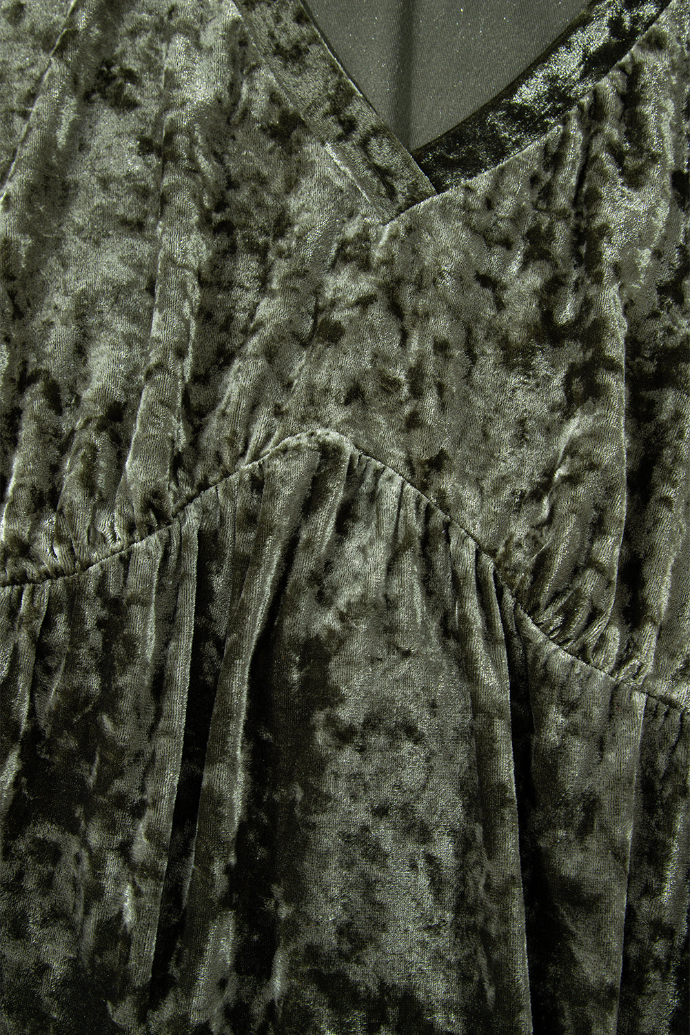 Jungle Green Plus Size Velvet Babydoll Mini Dress with Puff Sleeve